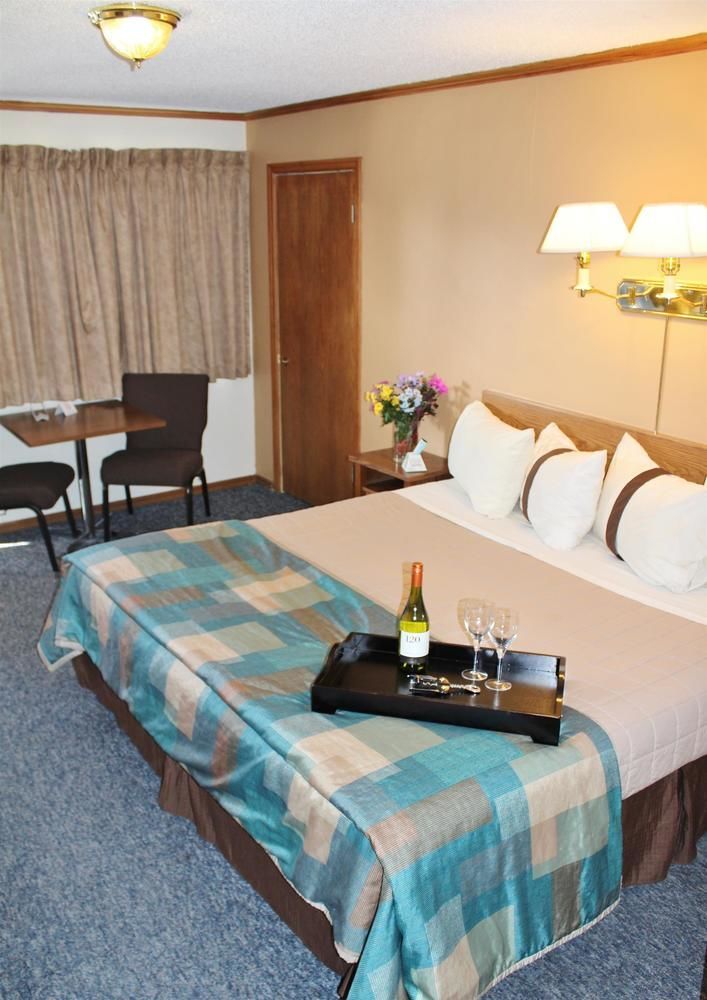 Canadas Best Value Inn Calgary Extérieur photo